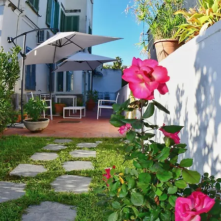 Casa Giulia Azzurra Sirena * Napoli
